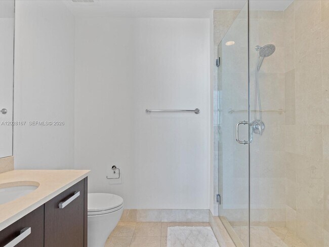 Building Photo - 18101 Collins Ave