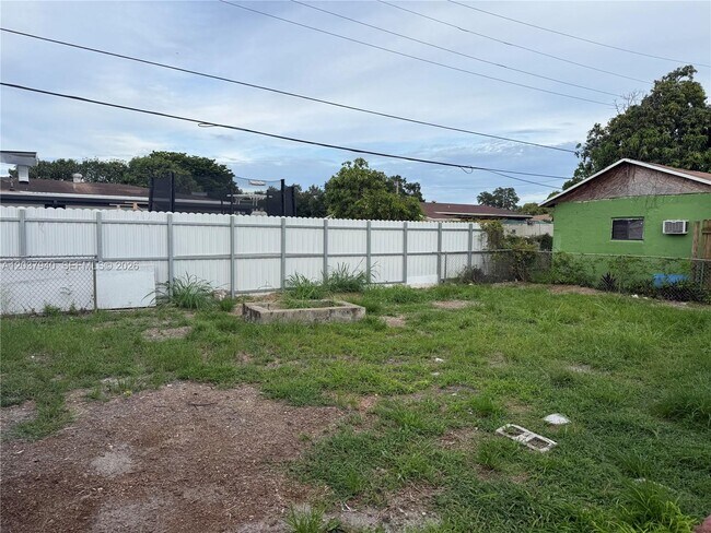 Building Photo - 17221 NW 32nd Ave