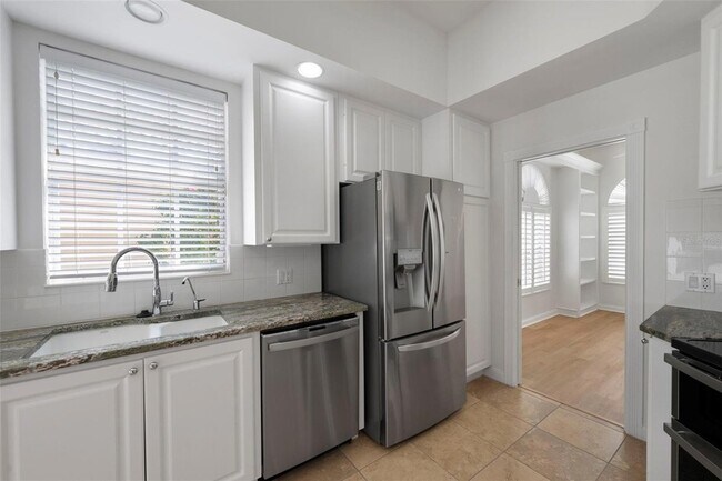 Building Photo - 5779 Wilena Pl