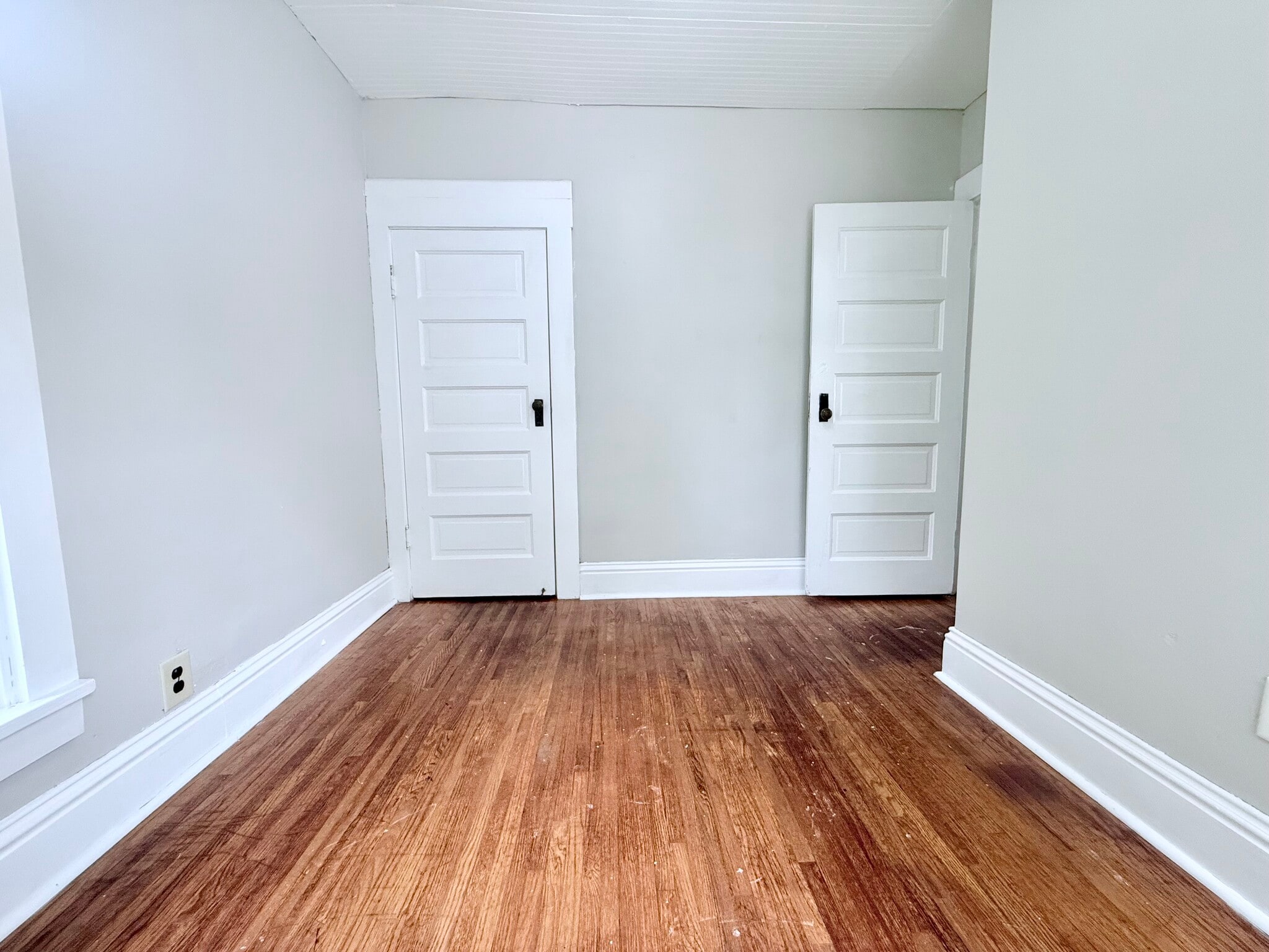 Bed #2 - 900 W Parker St