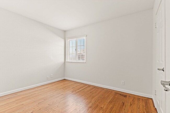 Building Photo - Charming Hayward Home with Modern Upgrades...