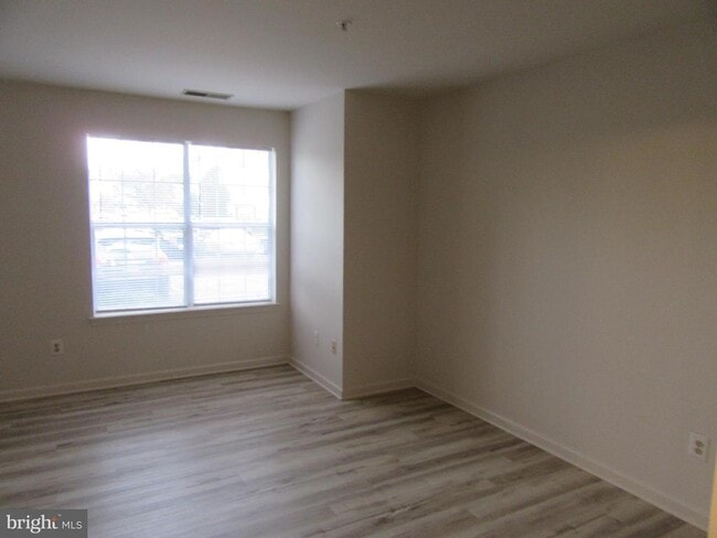 Building Photo - 11006 Koman Cir