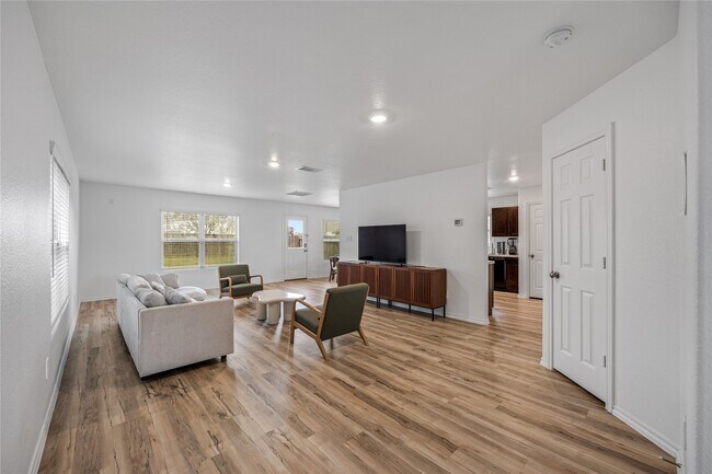 Building Photo - 32610 Orchard Haze Dr