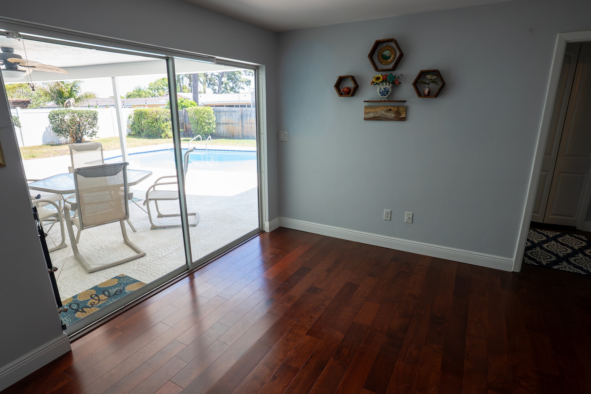 Dining Room - 8679 Merrimoor Blvd