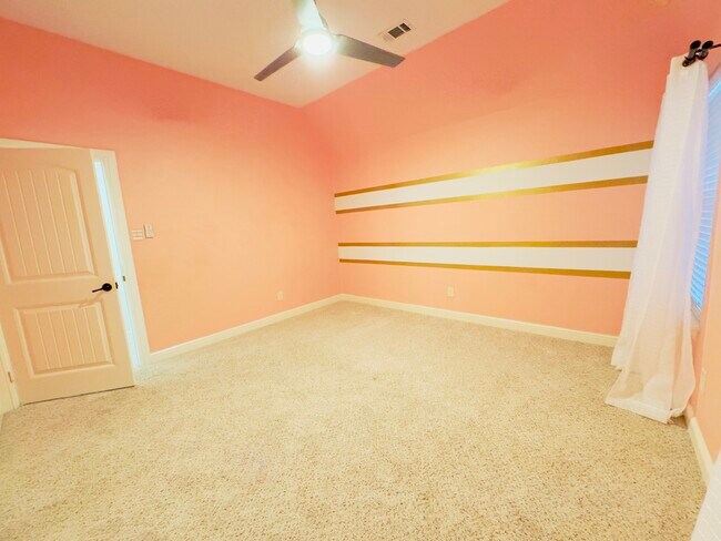 Building Photo - 7603 Bridge Water Cir