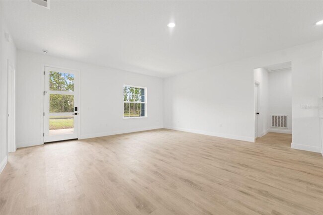 Building Photo - 5978 SW 154th Lane Rd