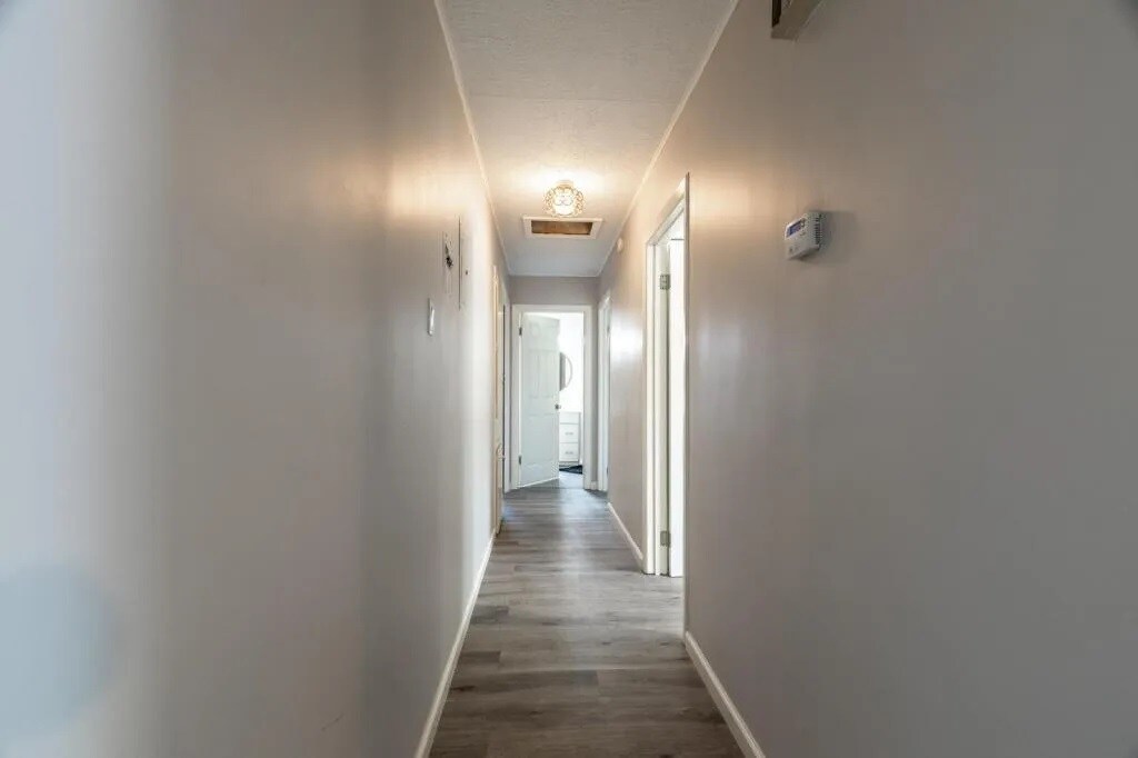 Building Photo - 463 Sprucewood Ln