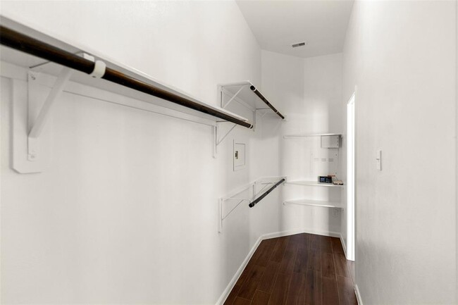 Building Photo - 4931 Harbor Glen Ln