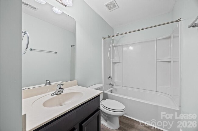 Building Photo - 2090 Shady Pond Dr