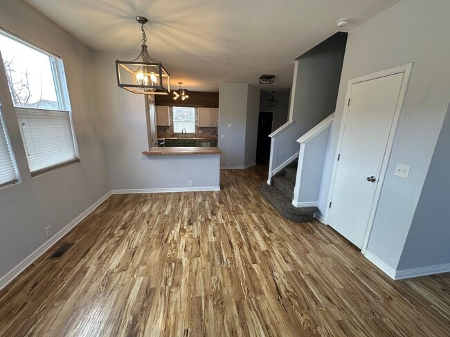 Building Photo - 3 Bed 3 bath house in Spring Creek!