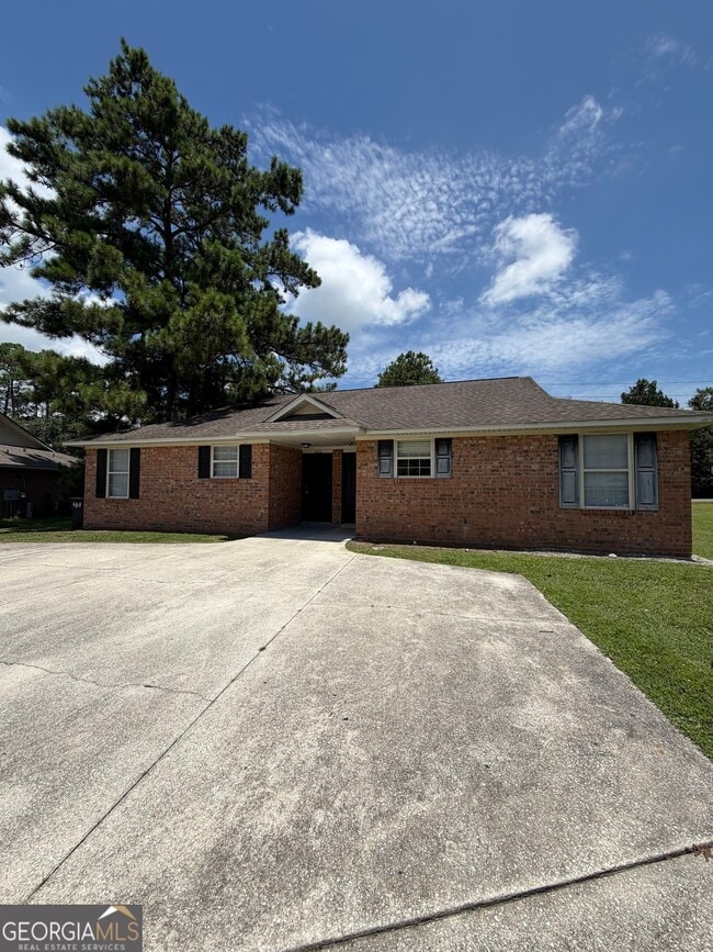 Building Photo - 411 Baltic Ct