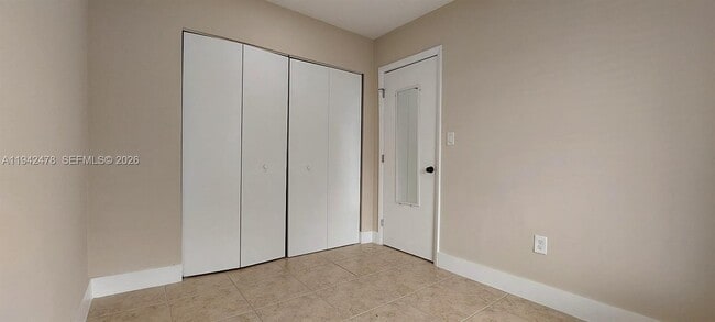 Building Photo - 4821 SW 129th Ave