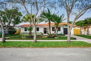 Building Photo - 9371 SW 62nd St