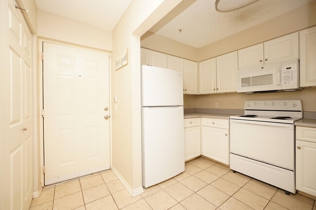Building Photo - 4274 Calinda Ln