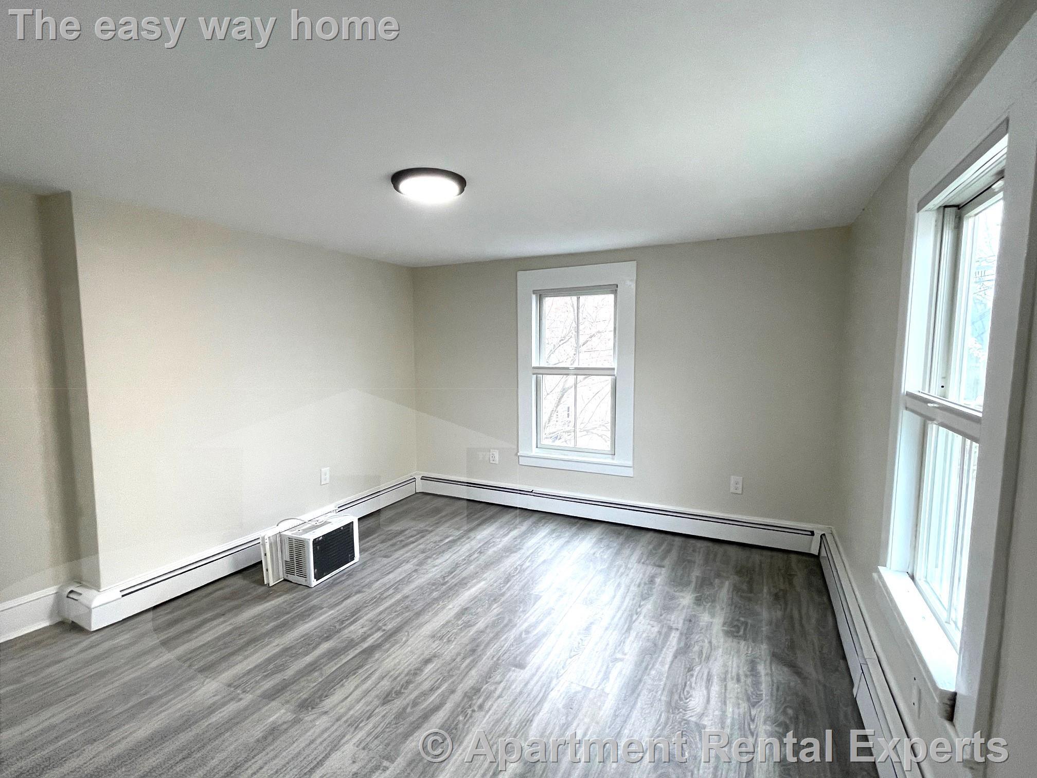 Building Photo - 26 Kenwood St