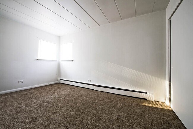 Building Photo - 12507 S Ashland Ave