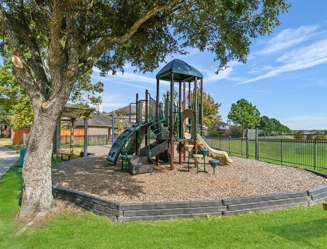Building Photo - 8214 Garrison Point Dr