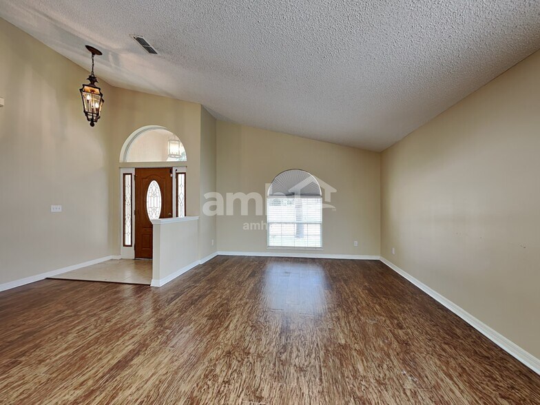 Building Photo - 4012 Waltham Forest Dr