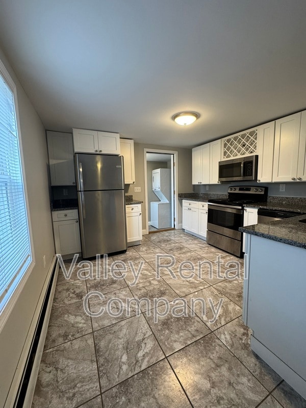 Building Photo - 123-125 Williams St