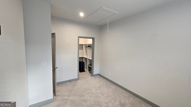 Building Photo - 115 Climbing Ivy Cir