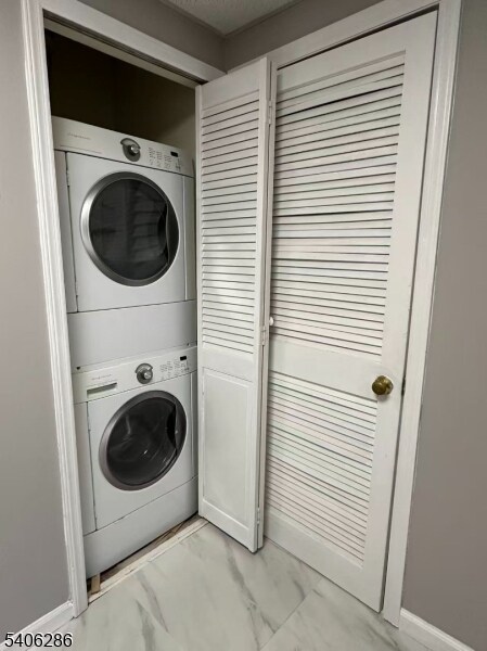 Building Photo - 95 Jamestown Rd