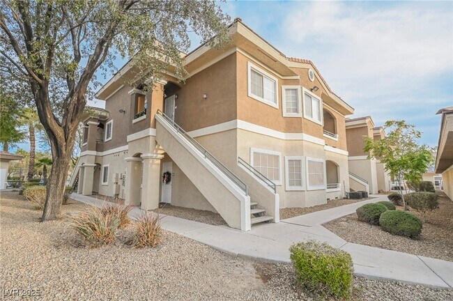 Building Photo - 833 Aspen Peak Loop