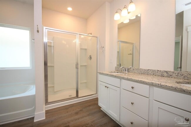 Building Photo - 5788 Danbury Blvd