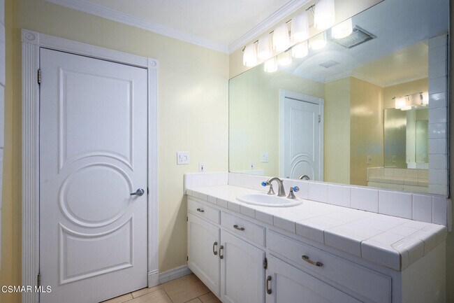 Building Photo - 4613 Reforma Rd