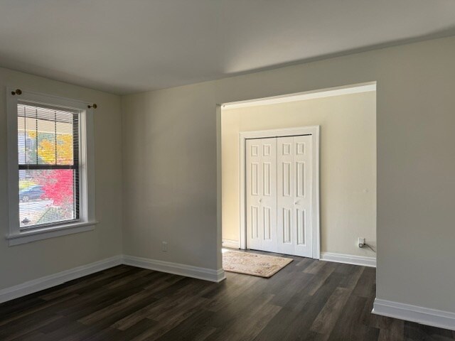 Entryway - 2315 Park Ave