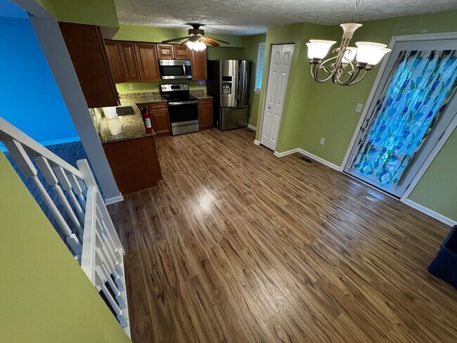 Building Photo - 3226 Split Oak Ct