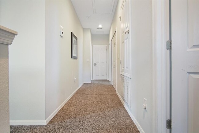 Building Photo - 2545 Rosemont Cir