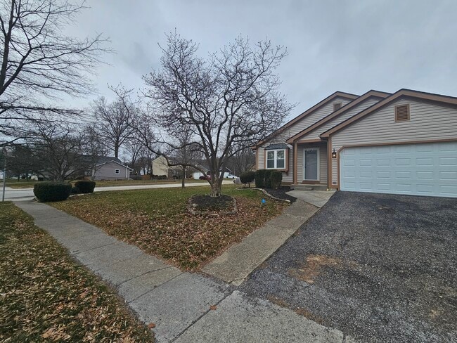 Building Photo - 5244 Wagon Wheel Ln