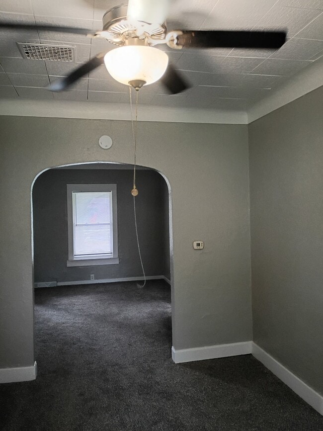 Building Photo - 1408 Roosevelt Ave