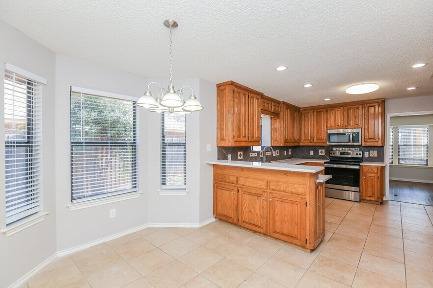 Building Photo - 2008 Hunter Glade Ln