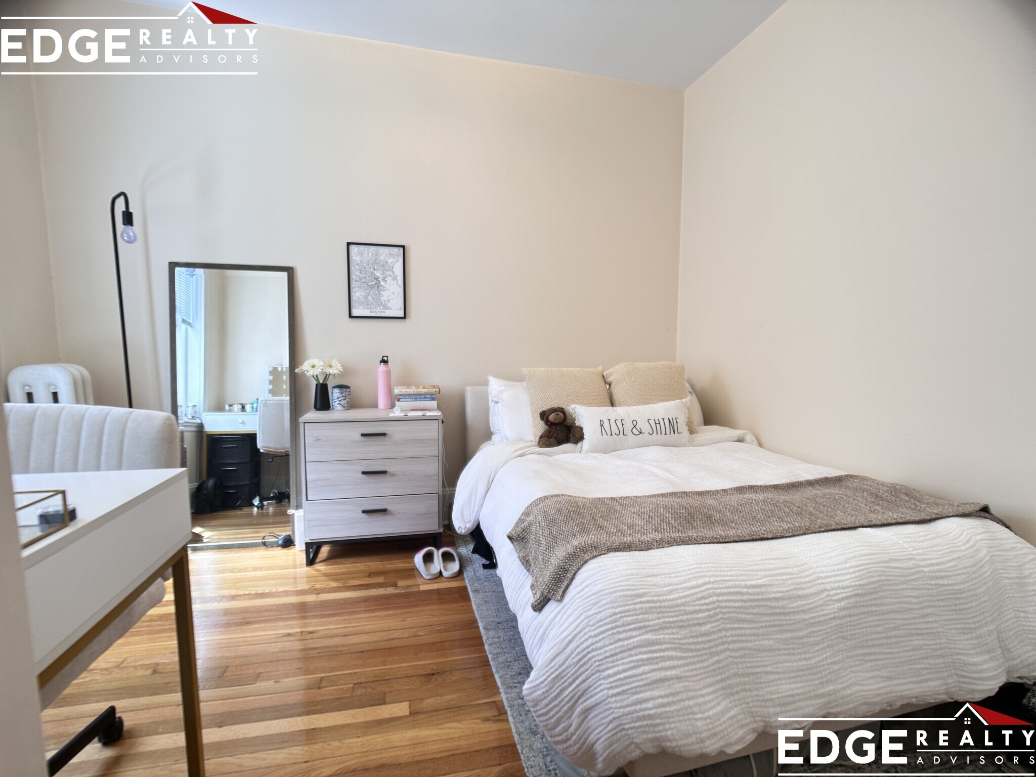 Building Photo - 16 Fuller St