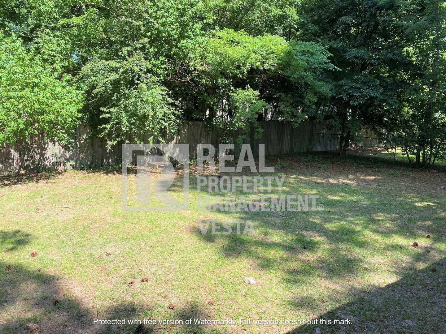 Building Photo - 612 Cedarwood Dr