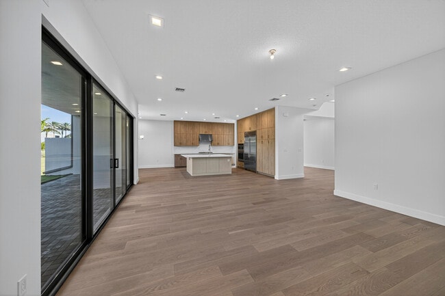 Building Photo - 9361 Sunflower Mdw Rd