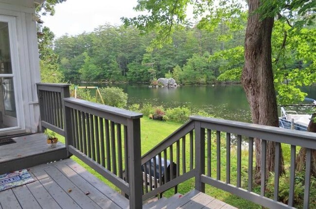 Building Photo - **Winter Rental** Fully Furnished, Beautif...