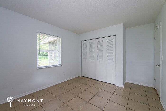 Building Photo - 997 Dorado Dr
