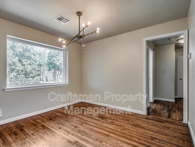 Building Photo - 3105 NW 67th St