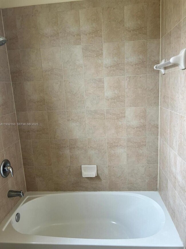 Building Photo - 9360 SW 170th Passage