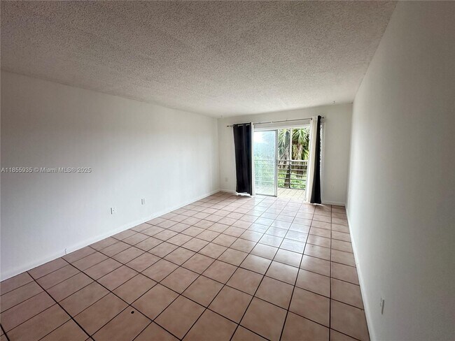 Building Photo - 3600 NW 21st St