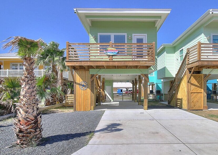 Building Photo - 1924 Eleventh Street-SI ID1023221P