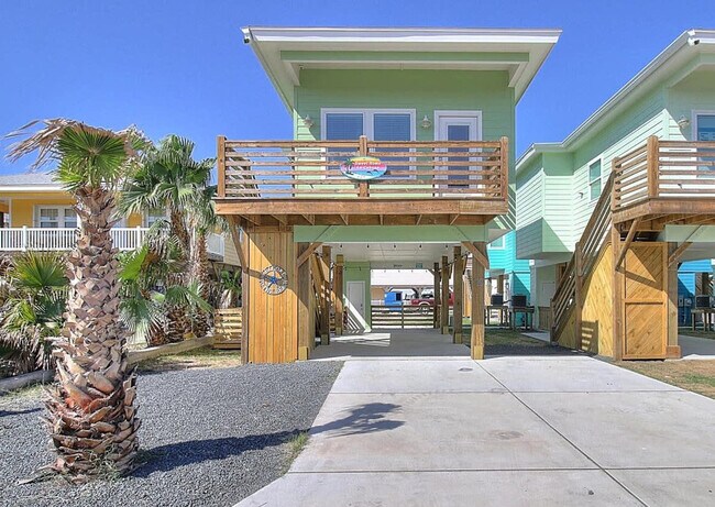 Building Photo - 1924 Eleventh Street-SI ID1023221P