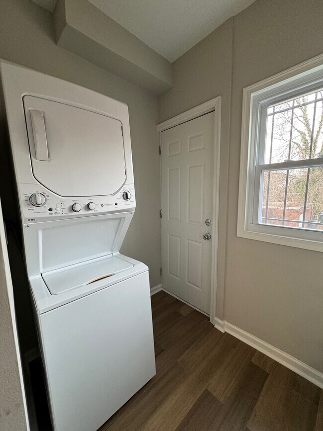 Building Photo - 6608 14th St NW