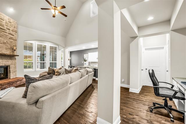 Building Photo - 6913 Barolo Dr