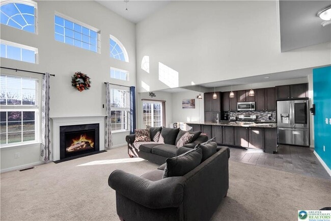 Building Photo - 4247 Beech Dr