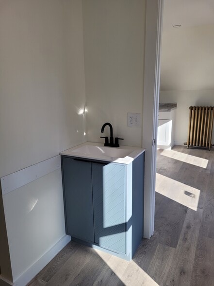 Building Photo - 34 Park St