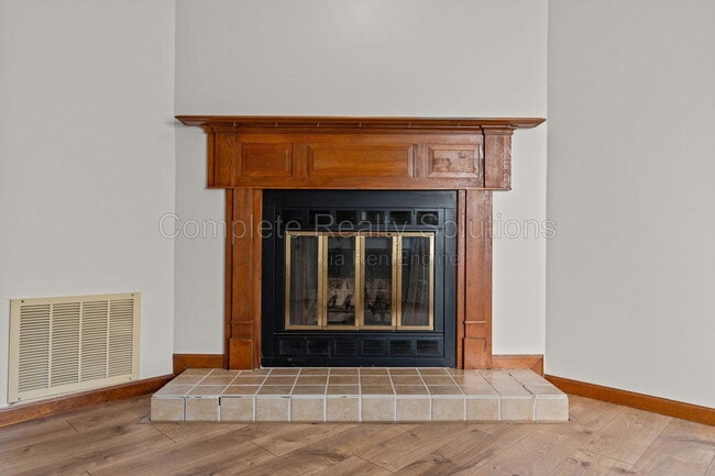 Building Photo - 254 Carmel Woods Dr