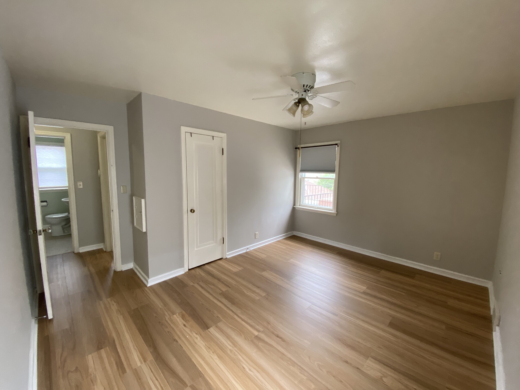 Main bedroom - 2030 N 86th St